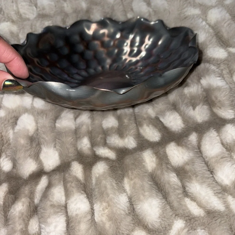 Vintage Gregorian Hammered Copper Bowl Scalloped Edge Made in USA 9